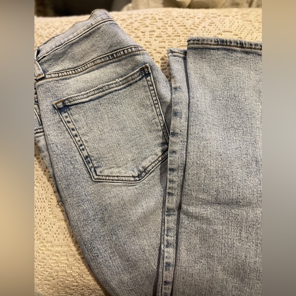 Silver Jeans ECO- FRIENDLY Highly Desirable High-Rise Trouser-Leg Jeans - Picture 8 of 8